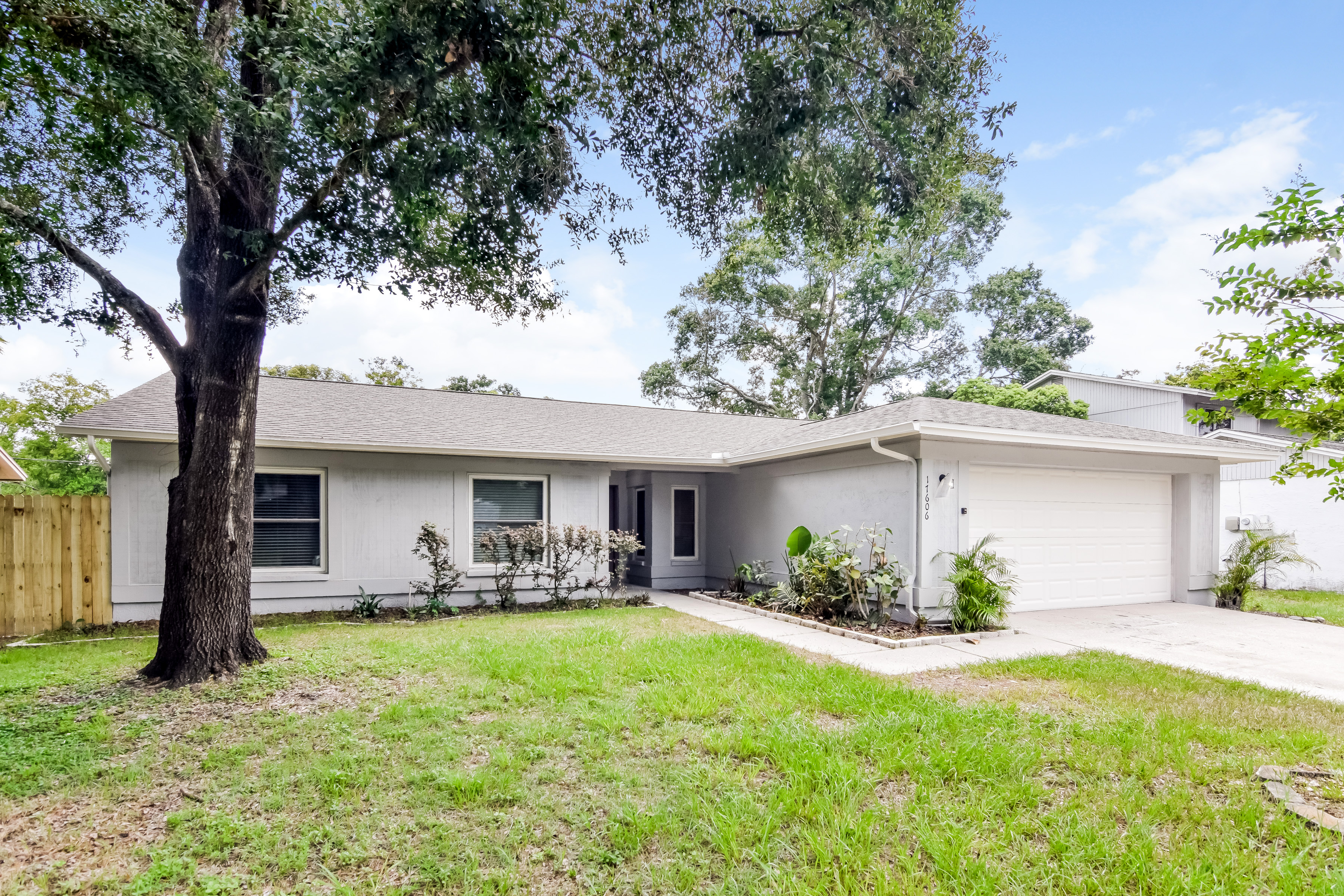 17606 Shadyside Circle Lutz, FL 33549
